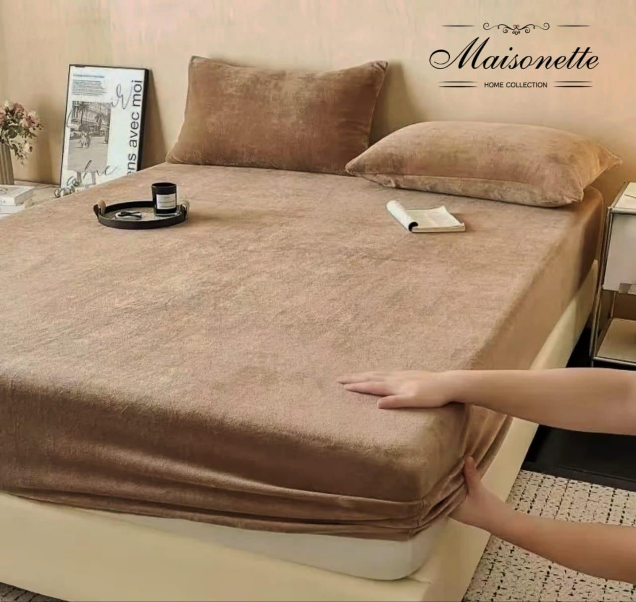 Maisonette Winter Collection – Mohair Fitted Bed Cover Set (Double, 3-Piece)