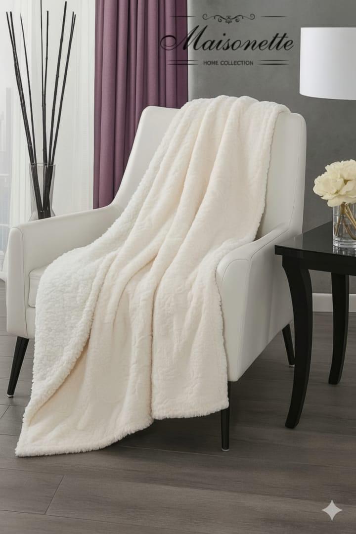 Single-and-a-half blanket, fur-lined inside