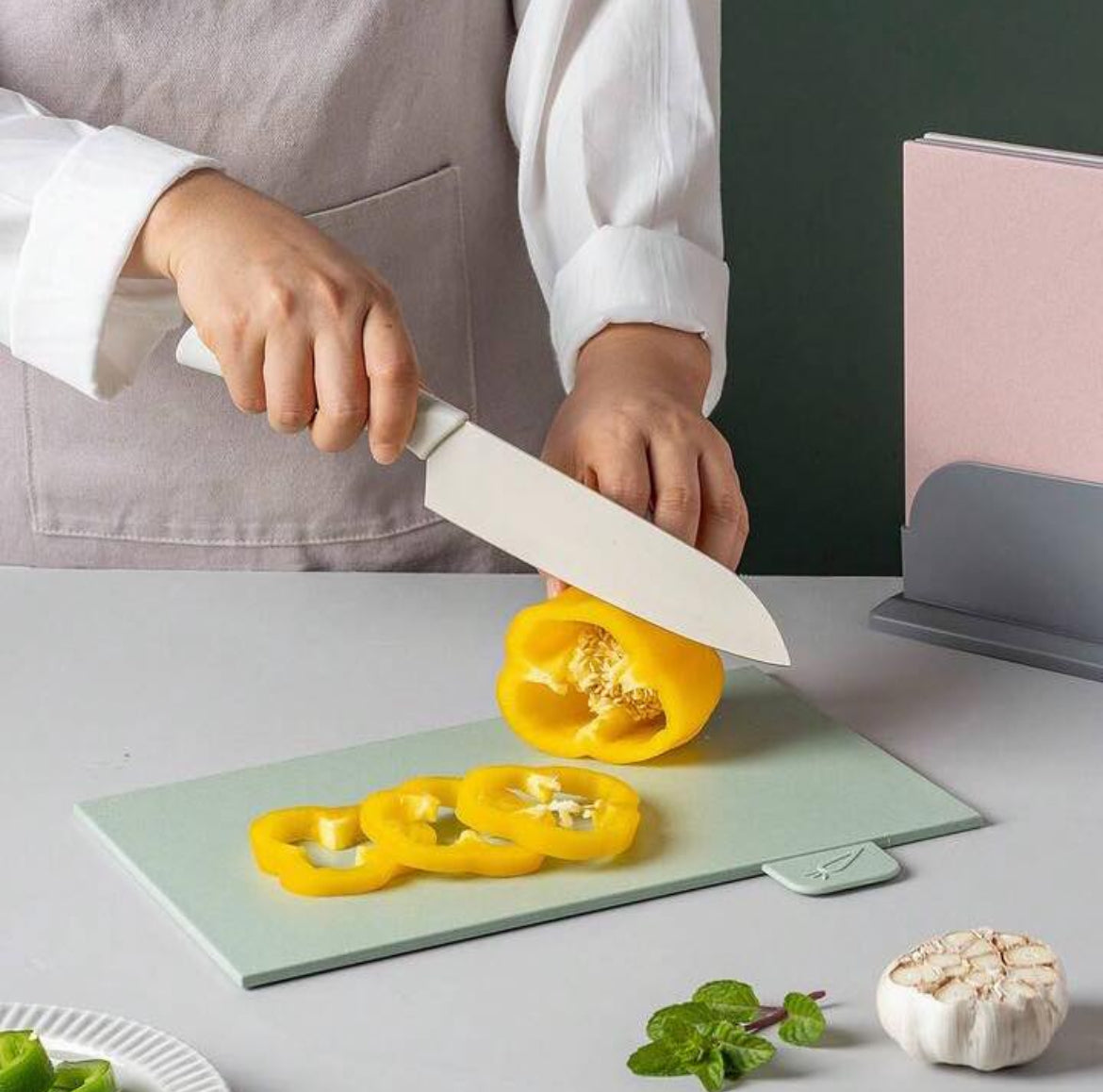 4 Pack Chopping Board Set With Stand