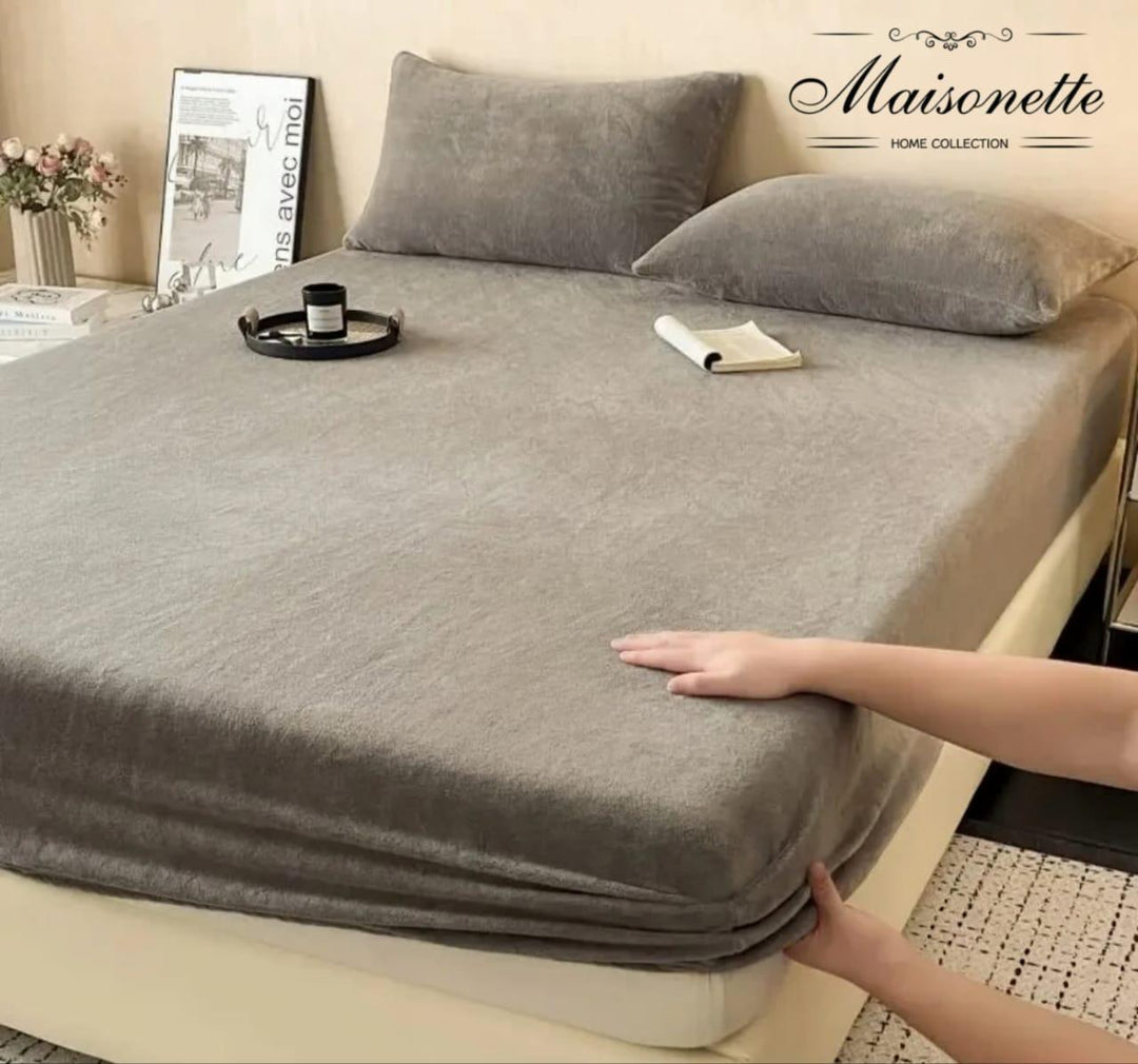Maisonette Winter Collection – Mohair Fitted Bed Cover Set (Double, 3-Piece)