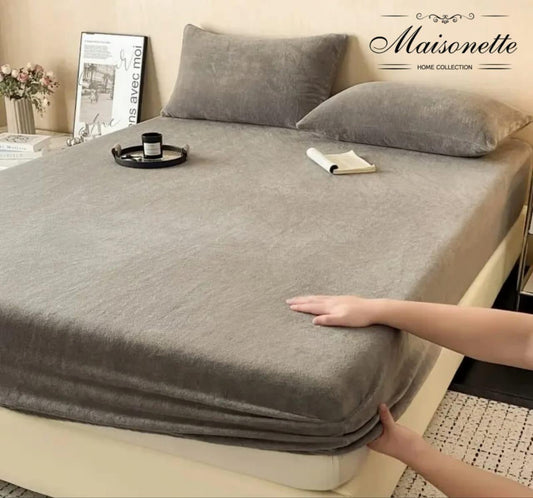Maisonette Winter Collection – Mohair Fitted Bed Cover Set (Double, 3-Piece)