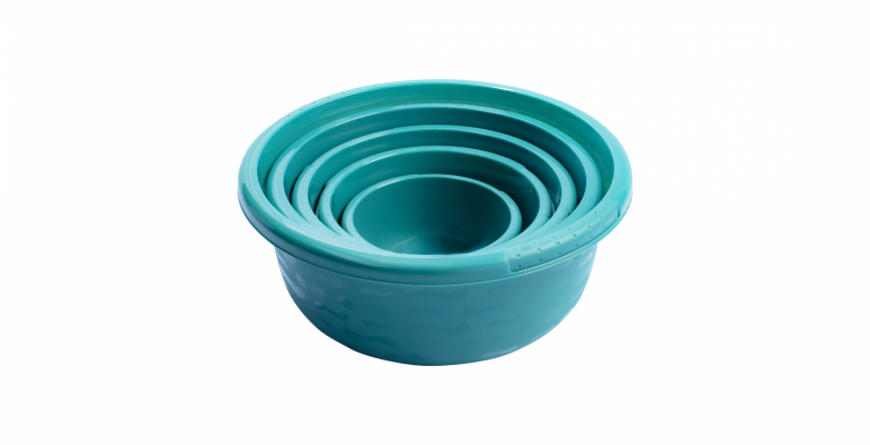 Salad Set Composed of 5 Bowls.